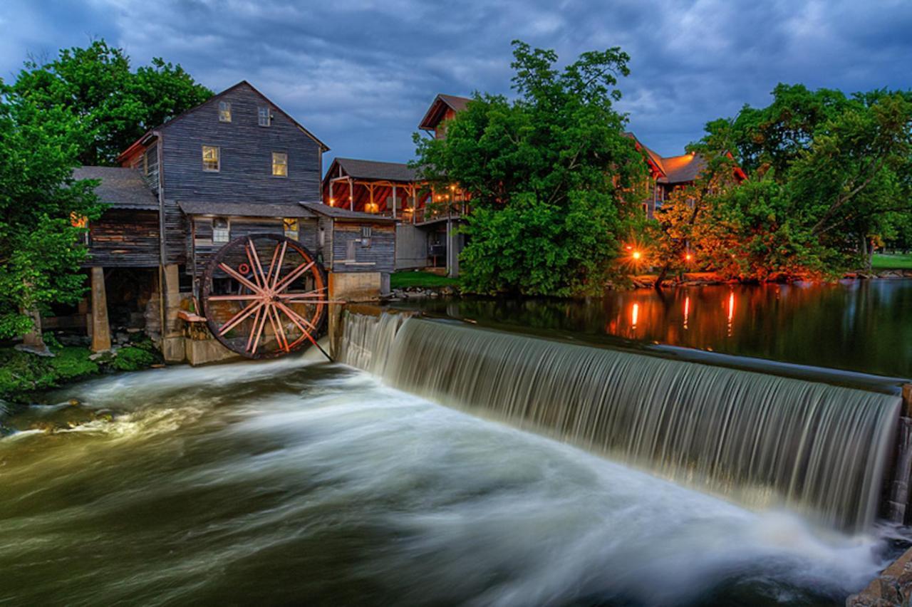 Suite Sensations, Hot Tub, Pool Table, 1089 Free Tickets Each Paid Day, Dollywood And More Pigeon Forge Exteriér fotografie